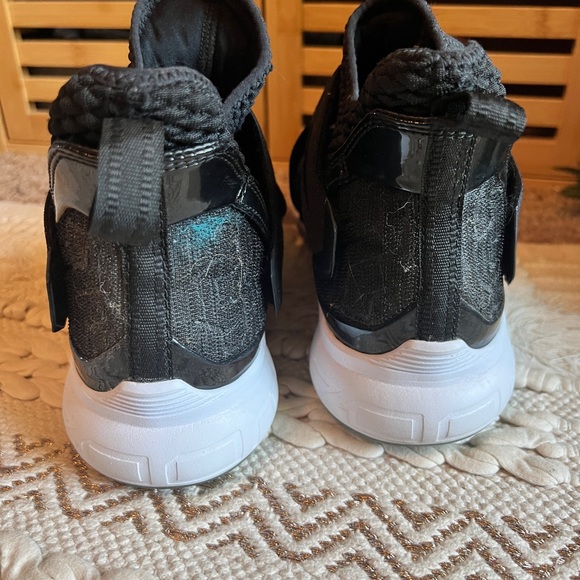 Nike Labron basketball high tops size 8 - Picture 4 of 10